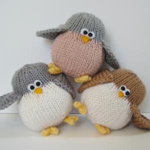 Juggle birdies toy knitting pattern..