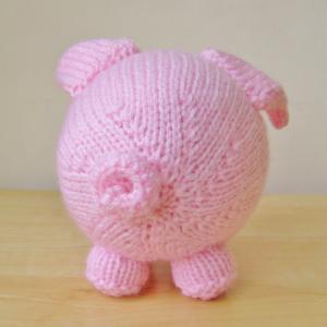 Twiglet The Piglet Toy Knitting Pattern