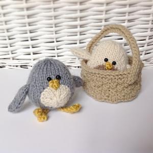 Chirpy Birds In A Basket Toy Knitting Patterns