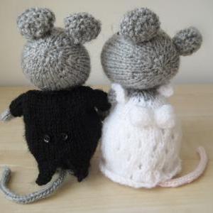 Wedding Mice Toy Knitting Patterns