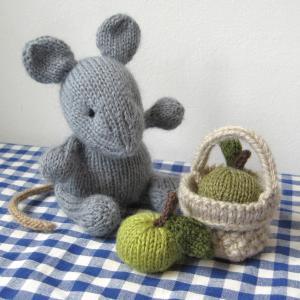 Putney Mouse Toy Knitting Patterns