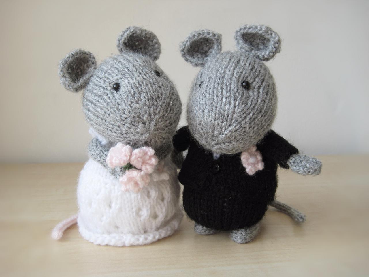 Wedding Mice Toy Knitting Patterns