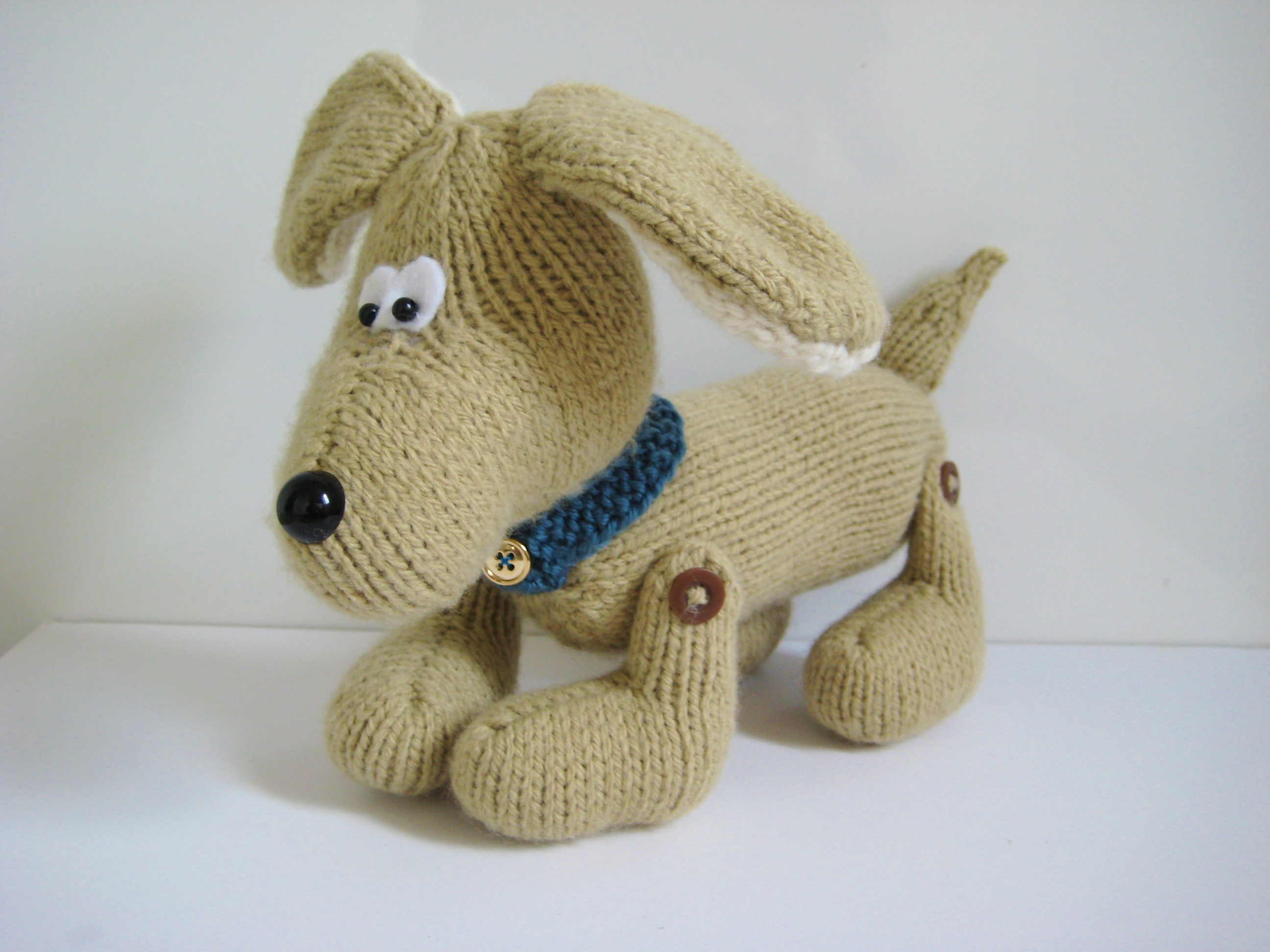 Biscuit The Dog Toy Knitting Pattern on Luulla