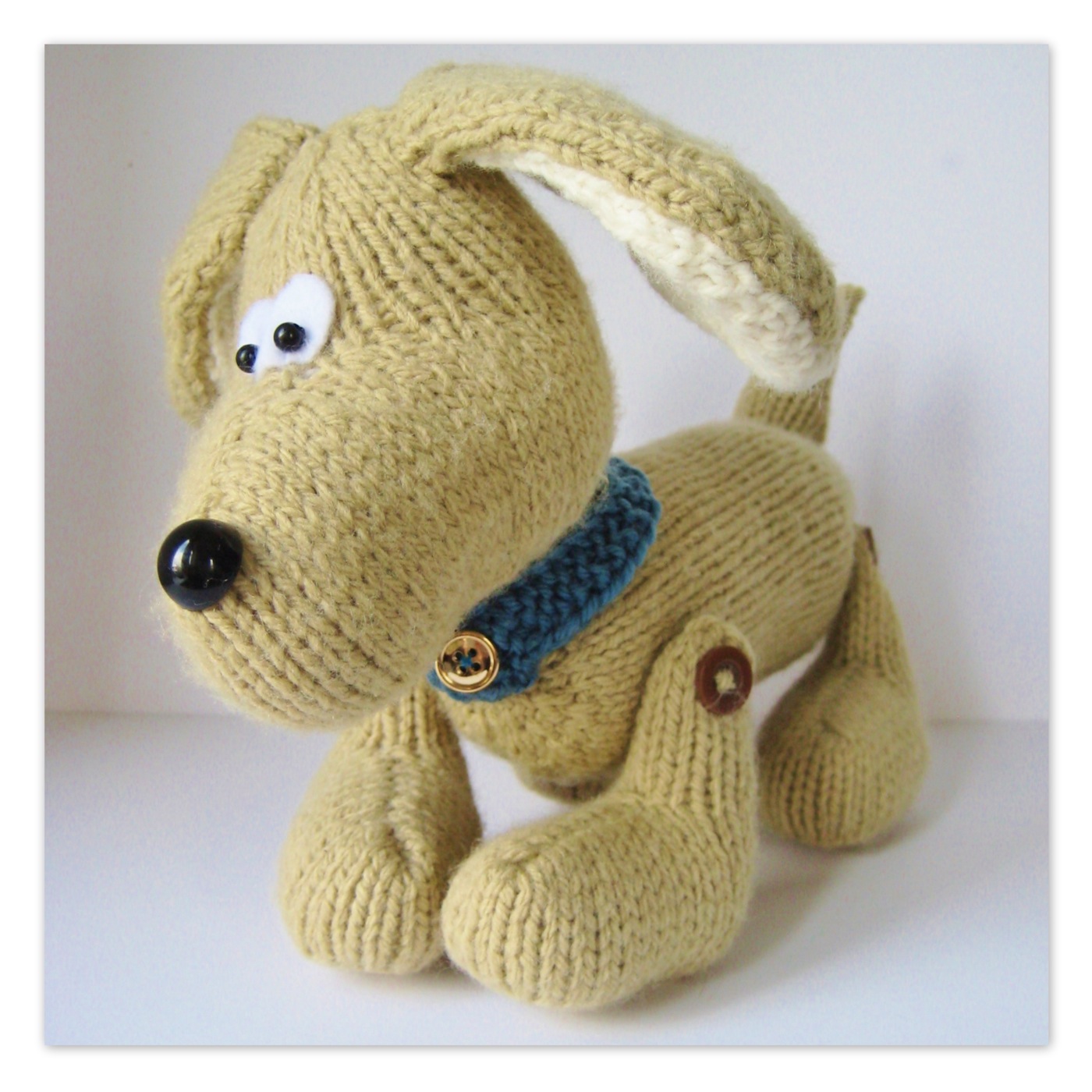 Biscuit The Dog Toy Knitting Pattern on Luulla